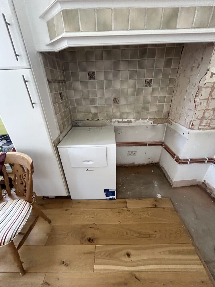 Unvented hot water cylinder installation
